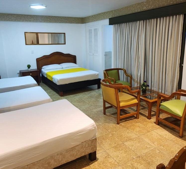 Hotel Laureles 70 Medellín Extérieur photo