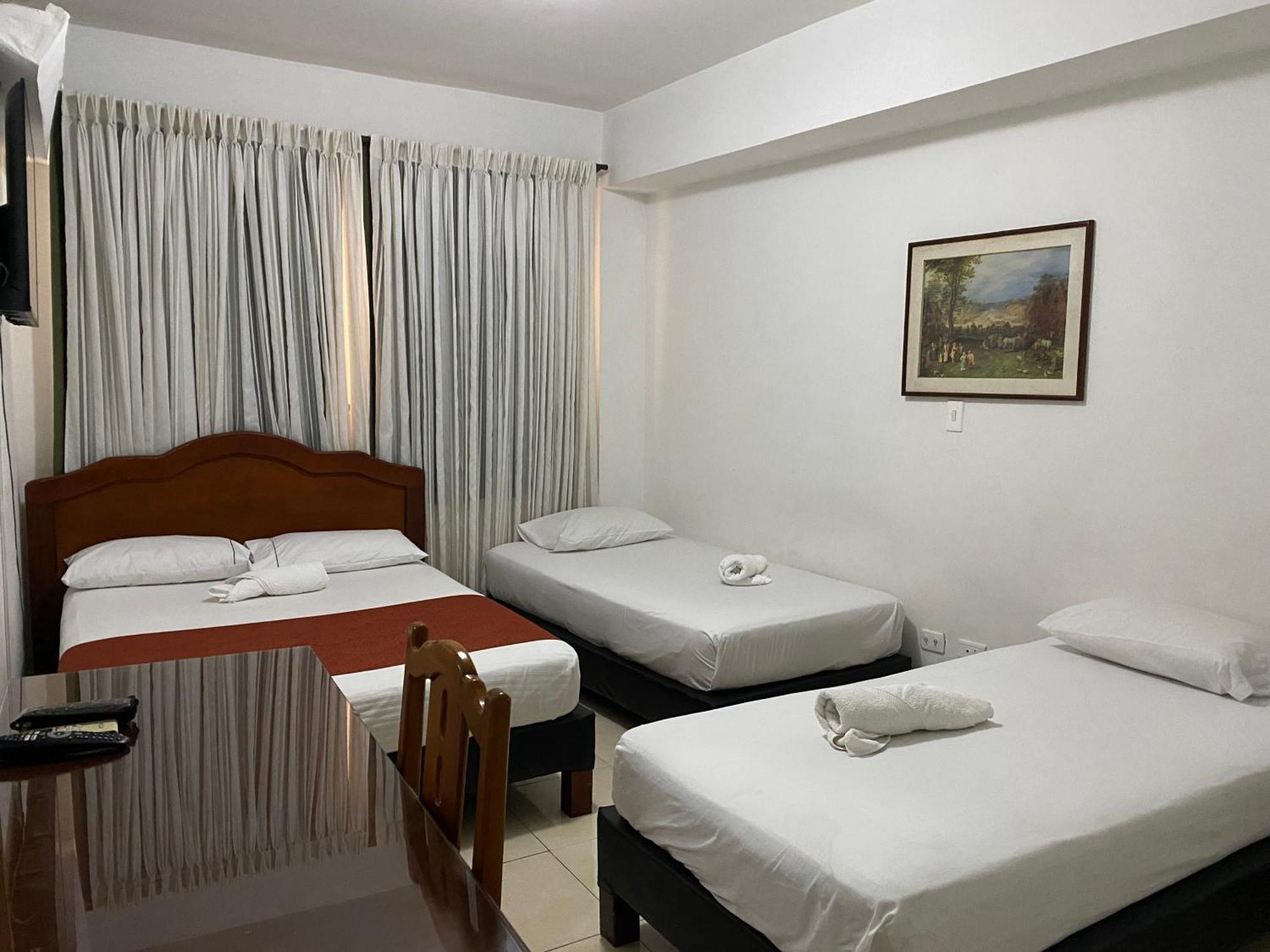 Hotel Laureles 70 Medellín Extérieur photo