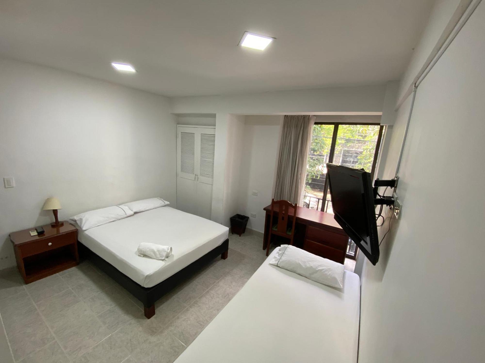 Hotel Laureles 70 Medellín Extérieur photo