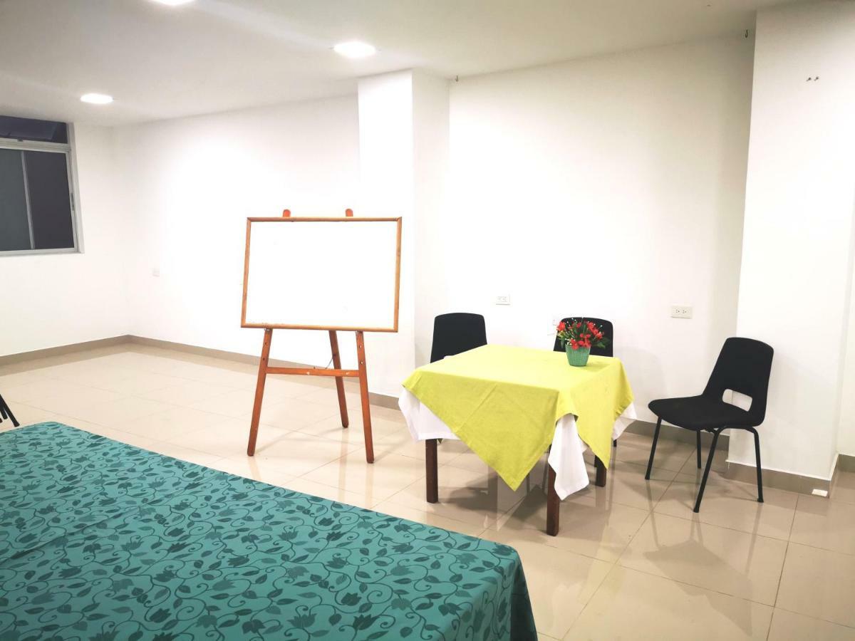 Hotel Laureles 70 Medellín Extérieur photo